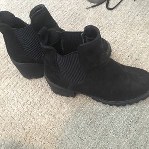 high heel boots